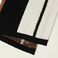 Hot Barefoot Dreams CozyChic Sonoran Block Throw